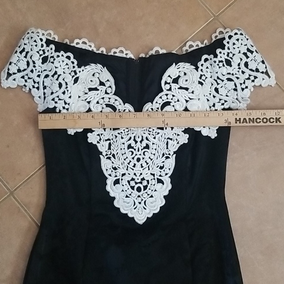 Vintage Black & White Lace Dress - Picture 7 of 10